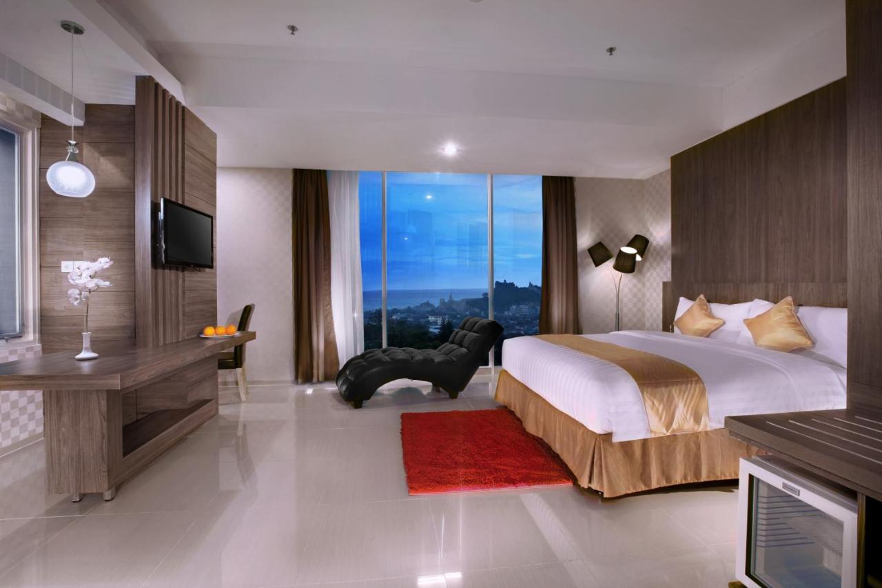 Aston Lampung City Hotel Бандар-Лампунг Екстер'єр фото